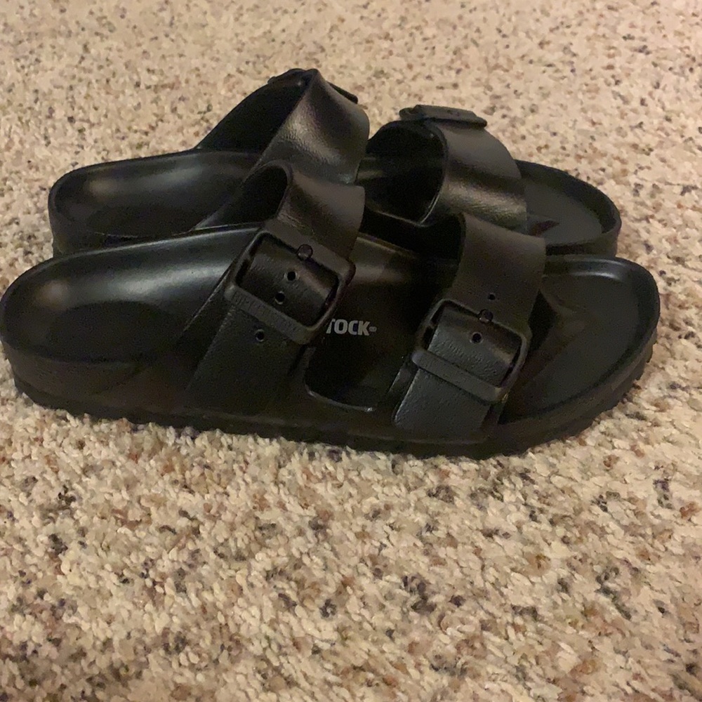 Black rubber birkenstock's